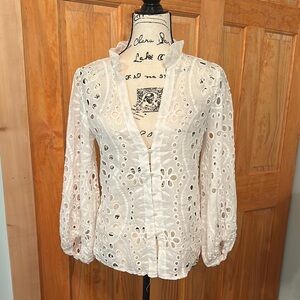 SHEIN White Ruffled Long Sleeve Blouse